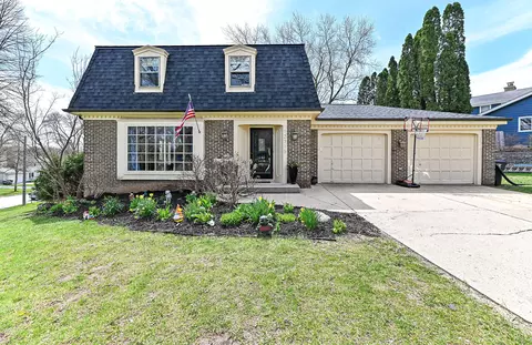 12315 W Christine, Wauwatosa, WI 53226