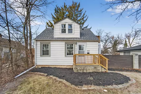 8630 W Lancaster, Milwaukee, WI 53225