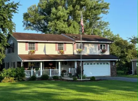 8138 205th, Bristol, WI 53104