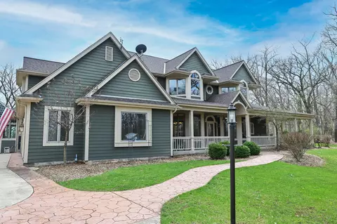 12301 W Ryan, Franklin, WI 53132