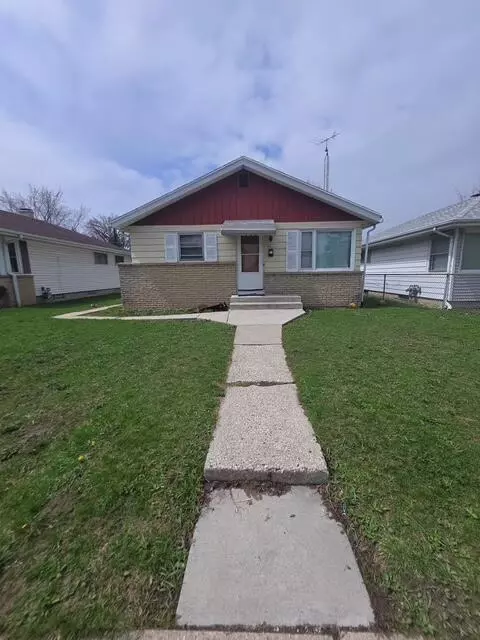 4871 N Sherman, Milwaukee, WI 53209