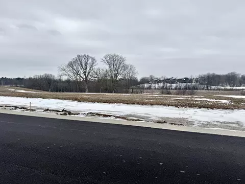 w251s5411 Sage, Waukesha, WI 53189