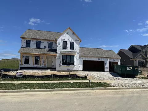3805 White Oak, Waukesha, WI 53188