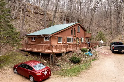 s7734 Holcomb Road, Kickapoo, WI 54652