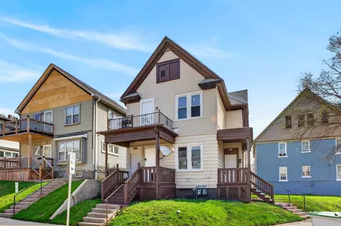 1800 N 36th, Milwaukee, WI 53208