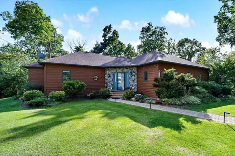 9338 Sauk Trl, Wilson, WI 53070