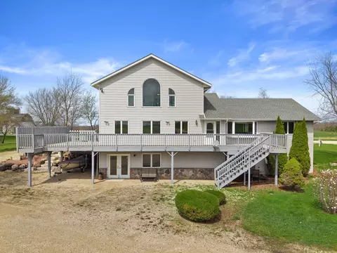 7293 Aurora, Addison, WI 53090