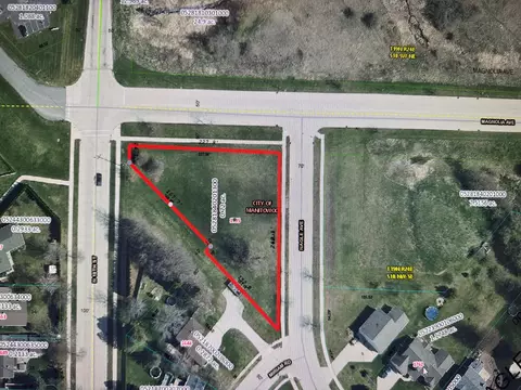 1795 Nagle, Manitowoc, WI 54220