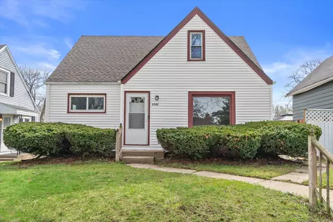 2342 S 73rd, West Allis, WI 53219