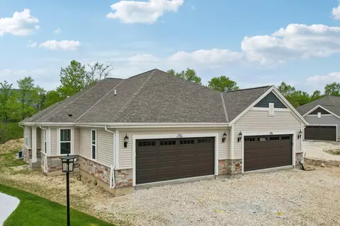 w204n17665 Laurel #601, Jackson, WI 53037