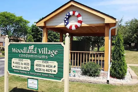 4661 S Woodland, Greenfield, WI 53220
