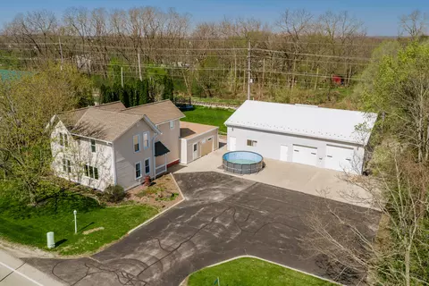 n9619 County Road Es, Mukwonago, WI 53149