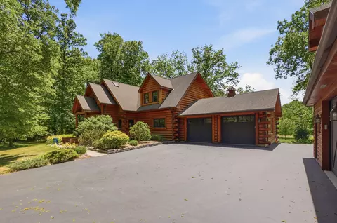 34025 Venice Park, Delafield, WI 53018