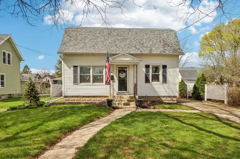 707 N Main, Fort Atkinson, WI 53538