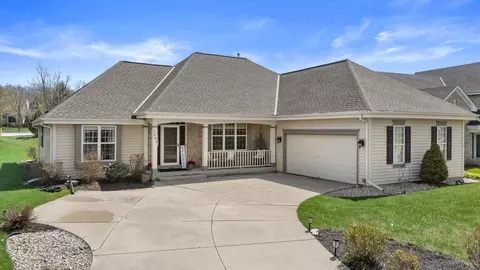 1683 Hunter, Waukesha, WI 53189