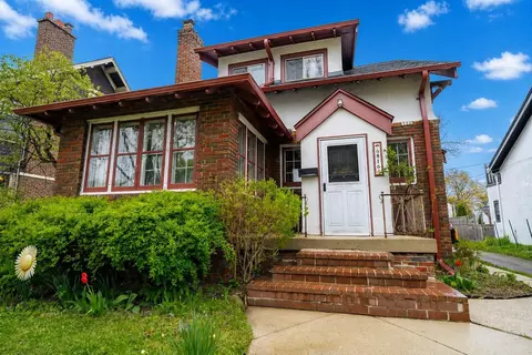 6816 Cedar, Wauwatosa, WI 53213