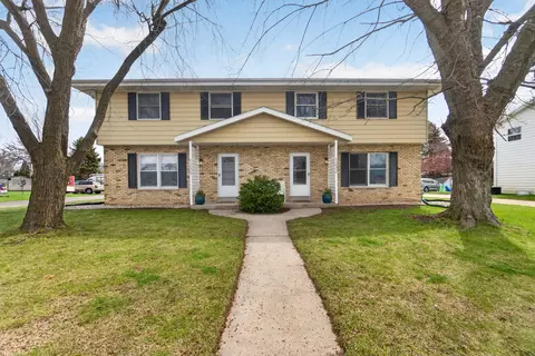 1230 1st #1232, Grafton, WI 53024