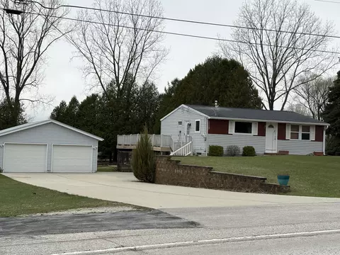 1117 S Main, Mishicot, WI 54228