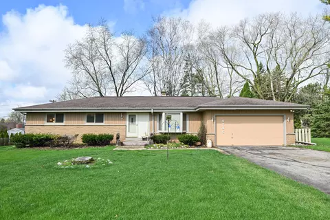 4745 Shasta, Brookfield, WI 53045