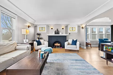 2179 S 83rd #2181, West Allis, WI 53219