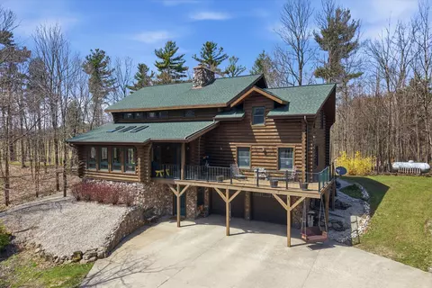 9020 Marken, Liberty, WI 54245