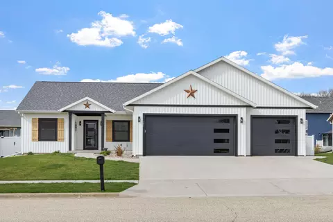 380 Lakewood, West Salem, WI 54669