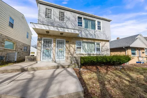 4047 N 85th #4049, Milwaukee, WI 53222