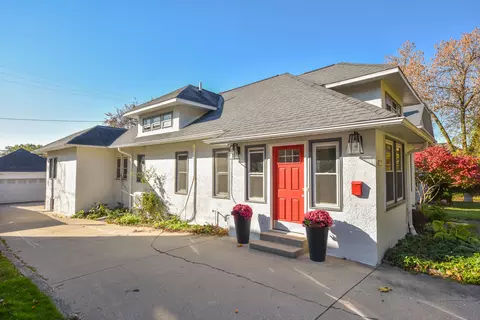 5721 W Washington, Milwaukee, WI 53208