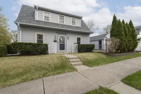 3848 S 2nd, Milwaukee, WI 53207