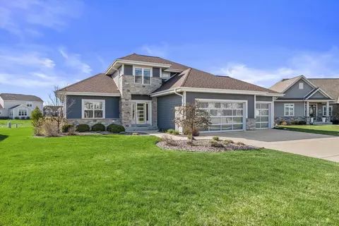 3105 Mendota, Summit, WI 53066