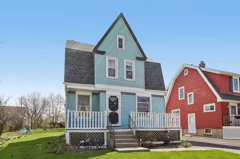 8425 W Lapham, West Allis, WI 53214