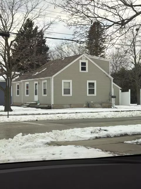 3018 Prairie, Two Rivers, WI 54241