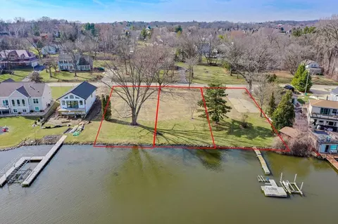 4757 Riverside, Waterford, WI 53185