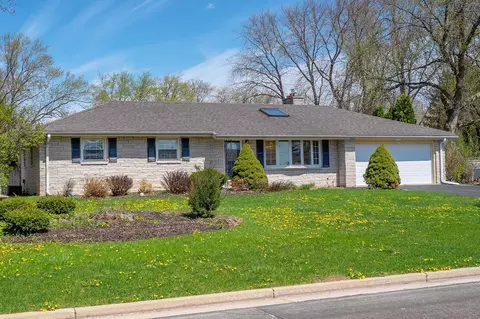 424 Andrews, Mukwonago, WI 53149