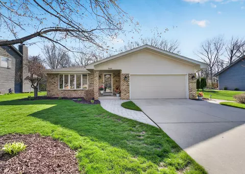 3445 Elmwood, Elmwood Park, WI 53405