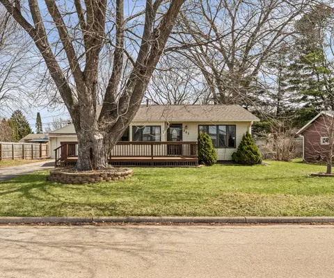 207 West, Holmen, WI 54636