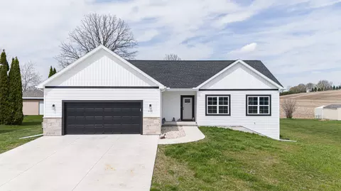 608 Sycamore, Theresa, WI 53091
