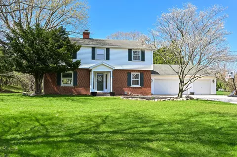 w278n1973 Lakeview, Pewaukee, WI 53072