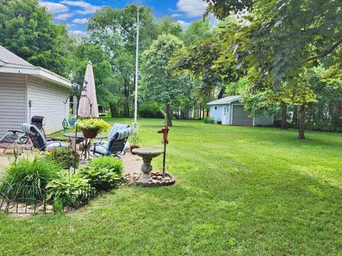 Exterior - 127 S 3rd, Plainfield, WI 54966 photo 2 of 3