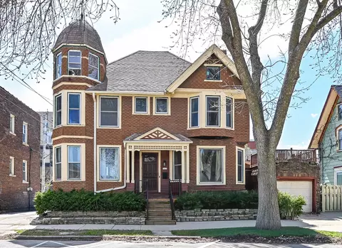 1615 E Kane, Milwaukee, WI 53202