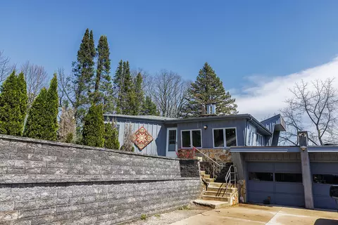 29134 White Oak, Waterford, WI 53185