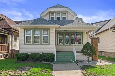 3306 S 15th, Milwaukee, WI 53215