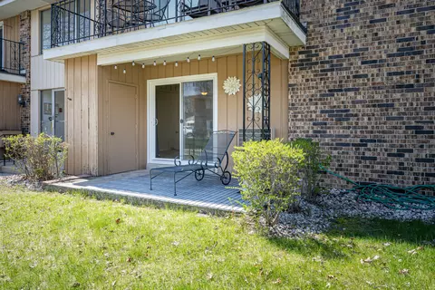3408 S Taylor #4, Milwaukee, WI 53207