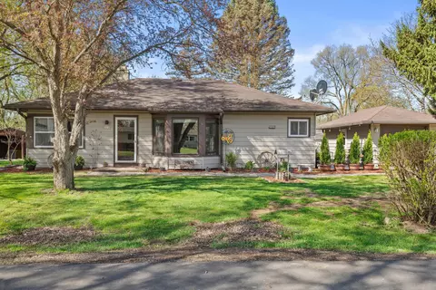 n6637 Juniper Road, Sugar Creek, WI 53121