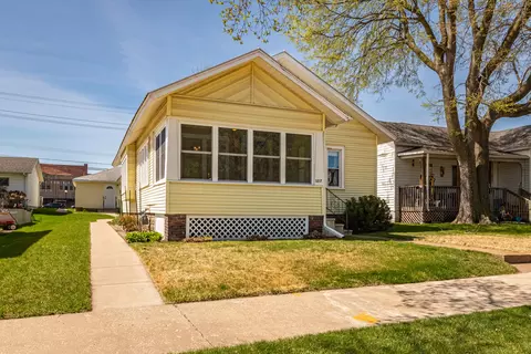 1217 Avon, La Crosse, WI 54601