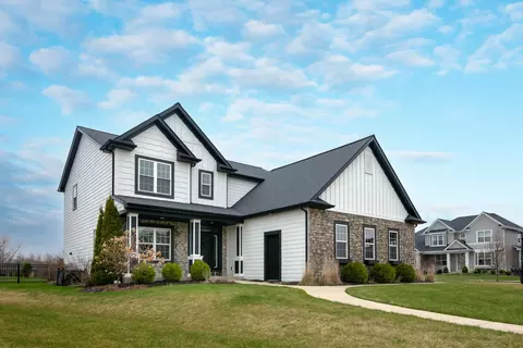 19677 Yorktown, Bristol, WI 53104