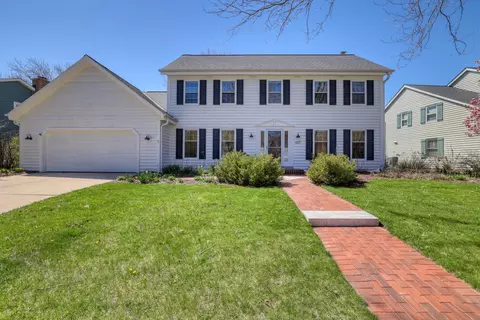 w68n437 Evergreen, Cedarburg, WI 53012