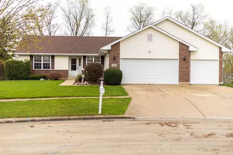 Exterior - 1404 Willow, Harvard, IL 60033 photo 2 of 14