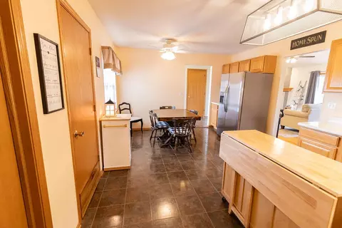 Entry Way - 1404 Willow, Harvard, IL 60033 photo 4 of 8