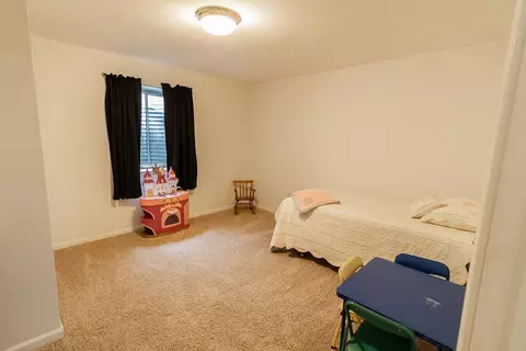 Bedroom - 1404 Willow, Harvard, IL 60033 photo 6 of 8